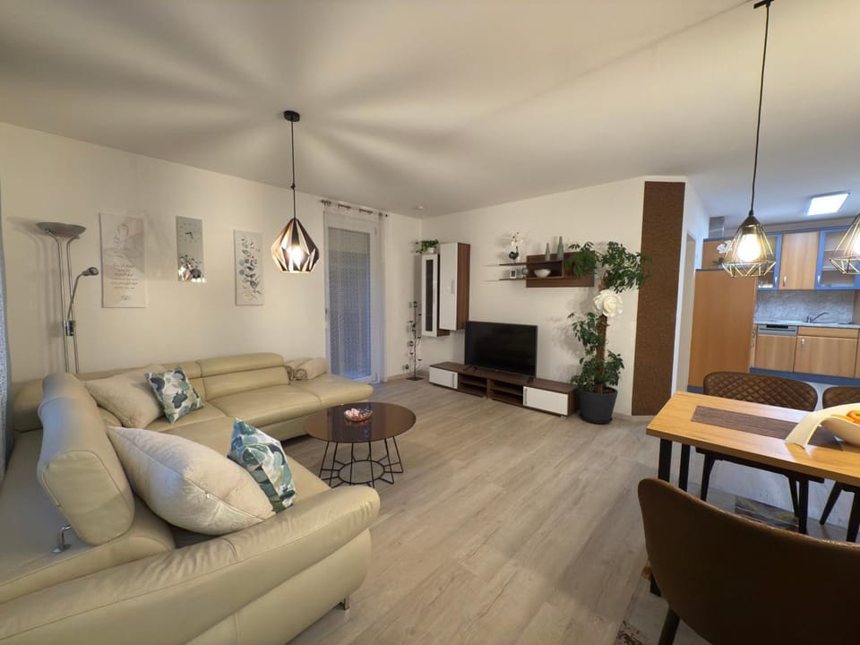 Ferienwohnung in Krumpendorf am Wörthersee Apartment in Klagenfurt