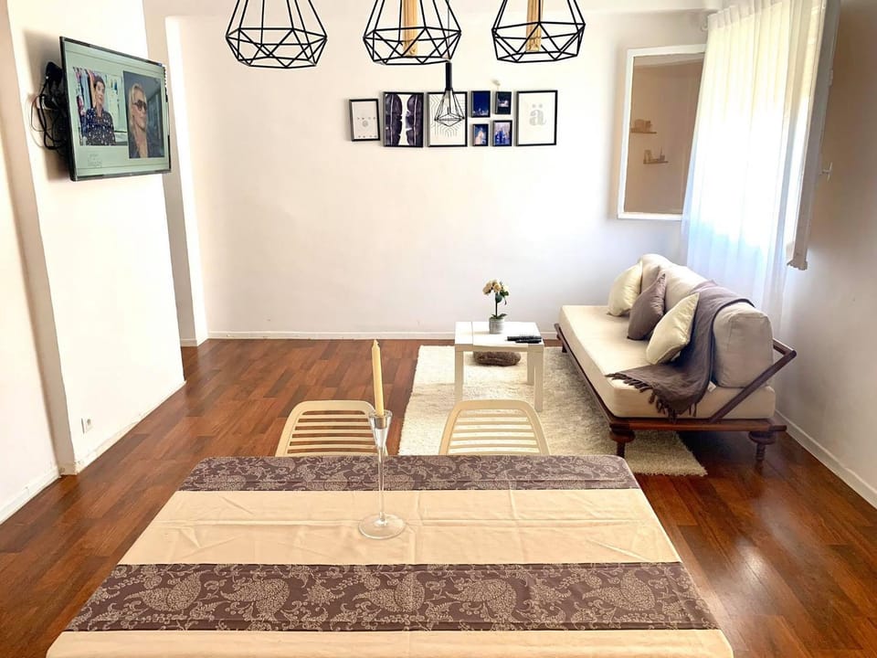 Les Falaises Apartment in Algiers [El Djazaïr]