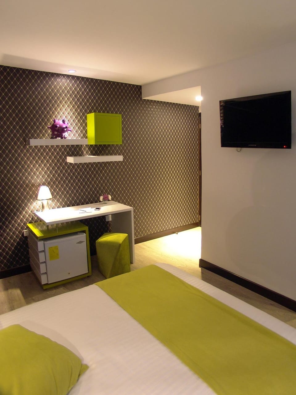 Photo of the whole room