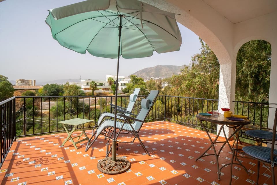 Patio, Natural landscape, Balcony/Terrace, Dining area, Mountain view
