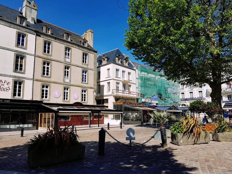 INTRAMUROS Charmant 30m2 rénové Apartment in St-Malo