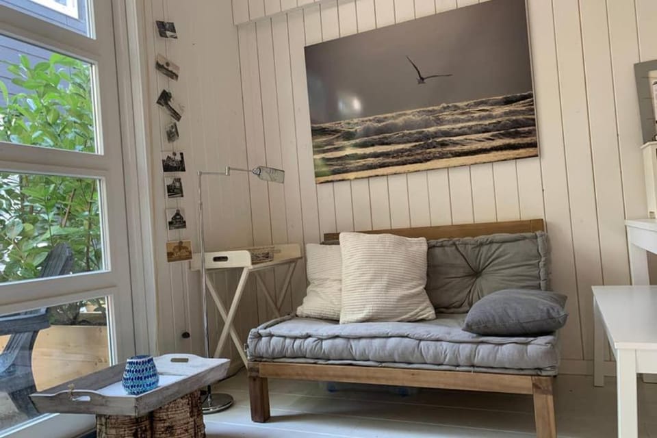 Lounge or bar