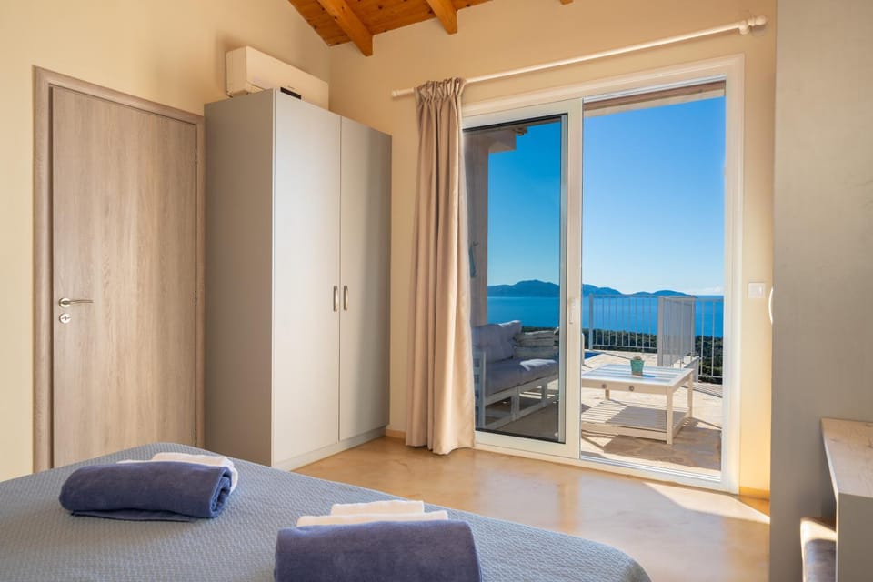 Bedroom, Sea view
