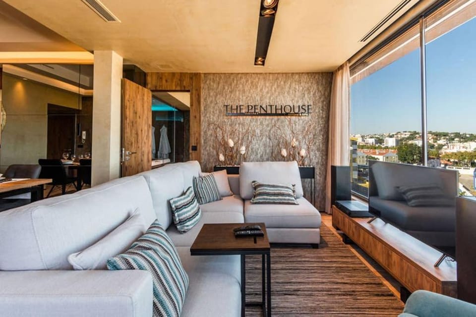 THE miniPENTHOUSE terrace & SPA Apartment in Lisbon District