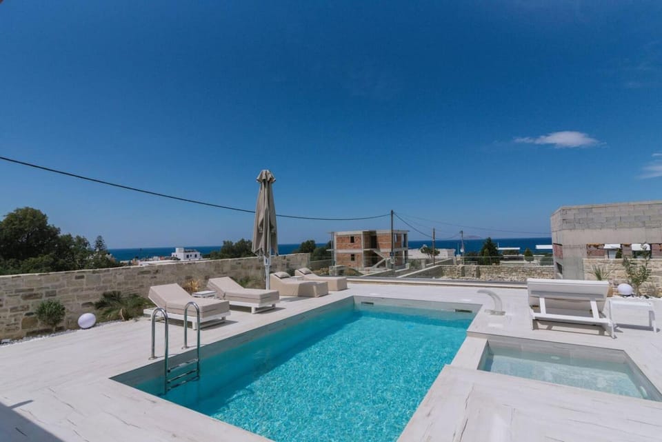 Day, Pool view, Sea view, Swimming pool, sunbed