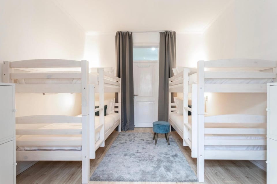 The Lisbon Lotus - Alcantara Apartment in Lisbon