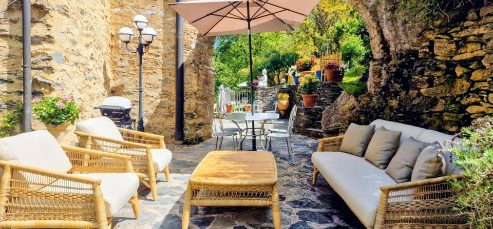 Property building, BBQ facilities, Garden, Living room, Seating area, Garden view, Garden view, Seasons