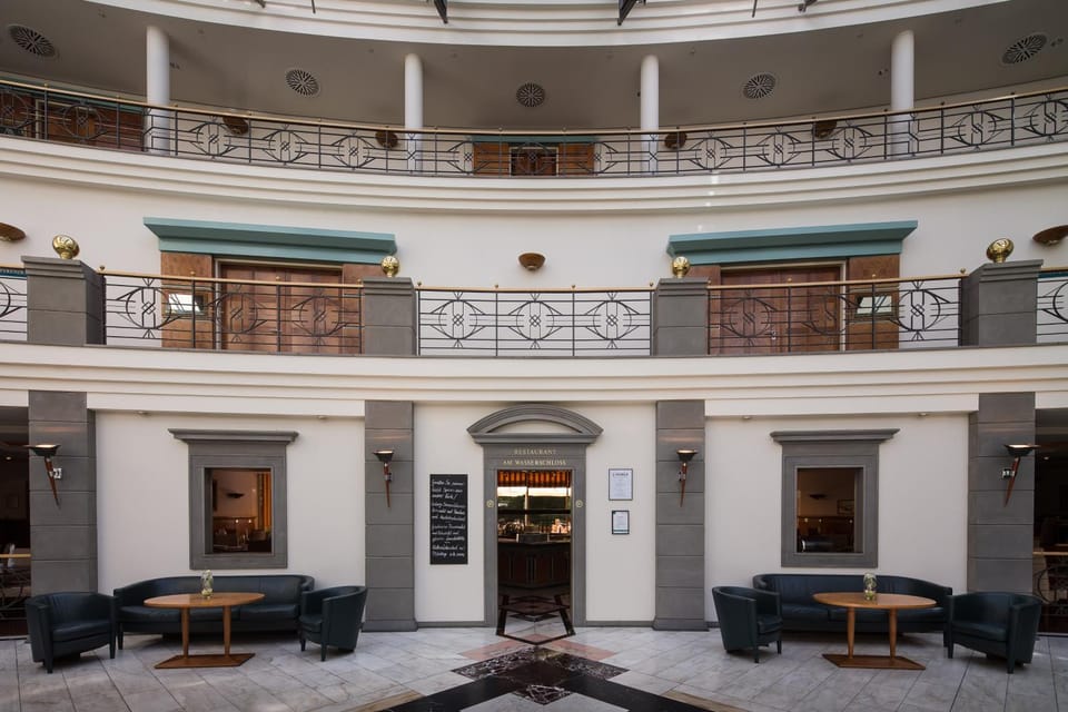Facade/entrance, Lobby or reception