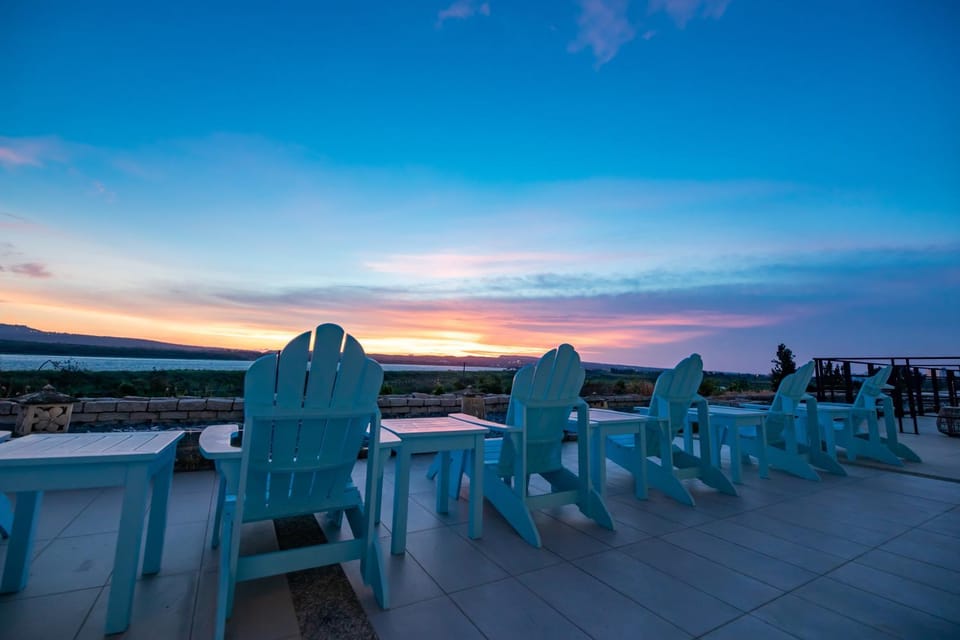 Natural landscape, Balcony/Terrace, Lake view, Sunset