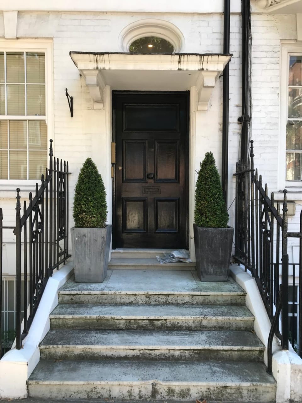 Facade/entrance, Day