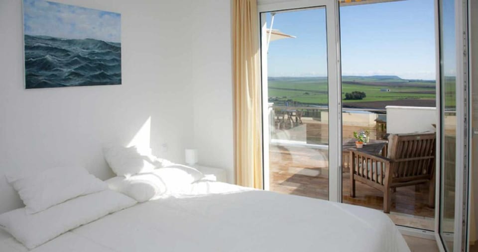 Marina 2. Atico de Lujo. Vistas al Mar. Piscina. Apartment in Conil de la Frontera