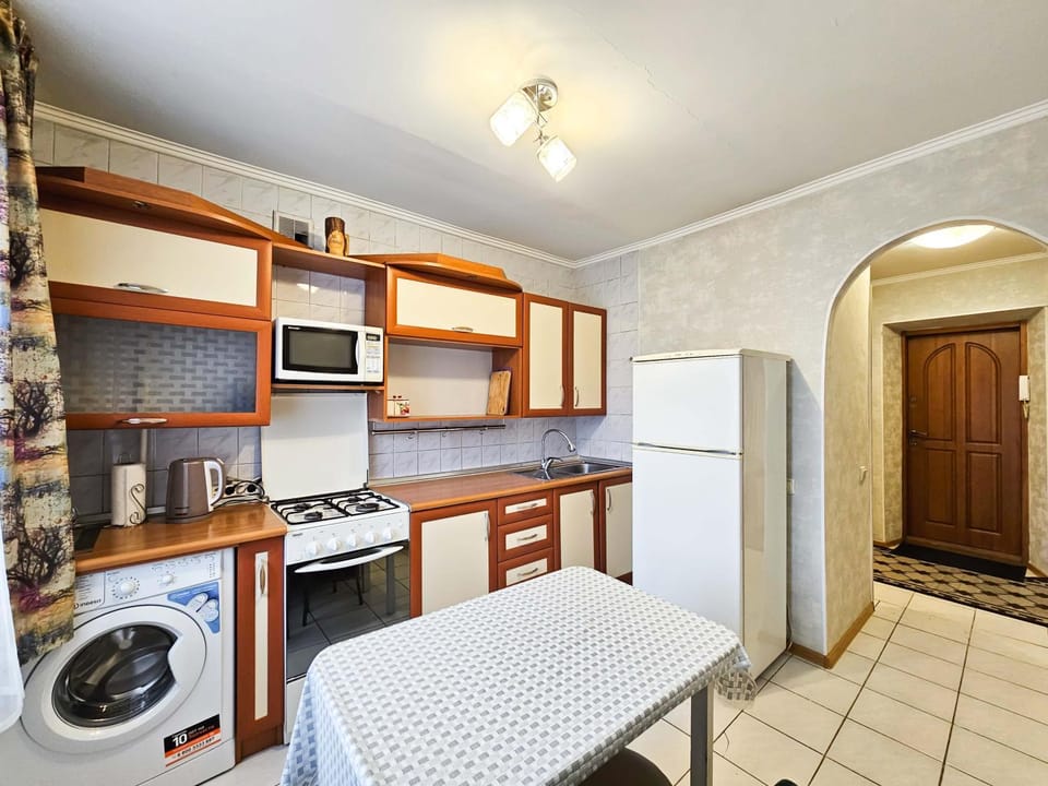 Kitchen or kitchenette, Dining area, minibar, pet friendly, stove, washing machine