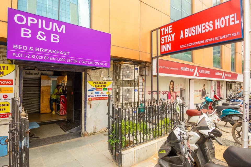 Opiam B&B A Business Hotel Bed and Breakfast in Kolkata