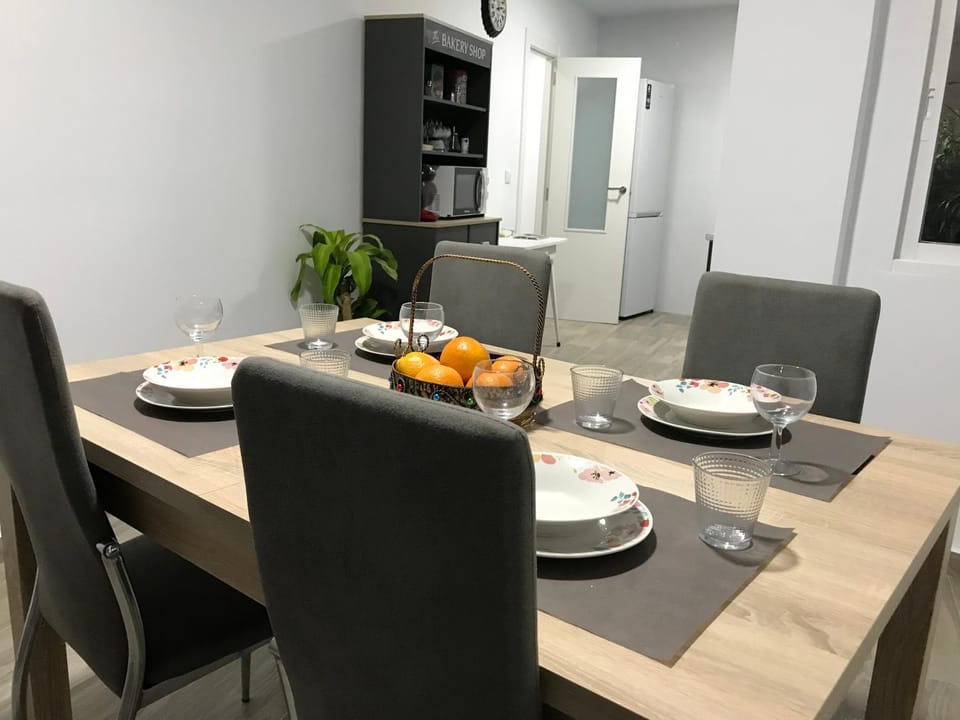 Espacioso y céntrico piso con zona chill-out Apartment in Alicante