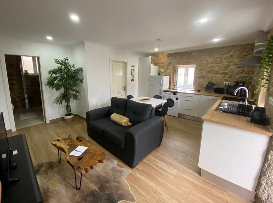 Communal lounge/ TV room, Kitchen or kitchenette, Living room, Communal kitchen