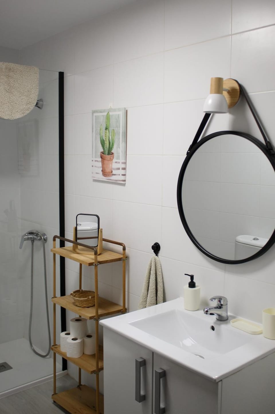 Shower, Bathroom, towels