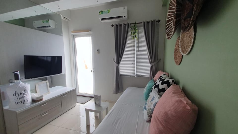 Comfy 2 Bedroom Apartmen Pavilion Permata Surabaya Apartment in Surabaya