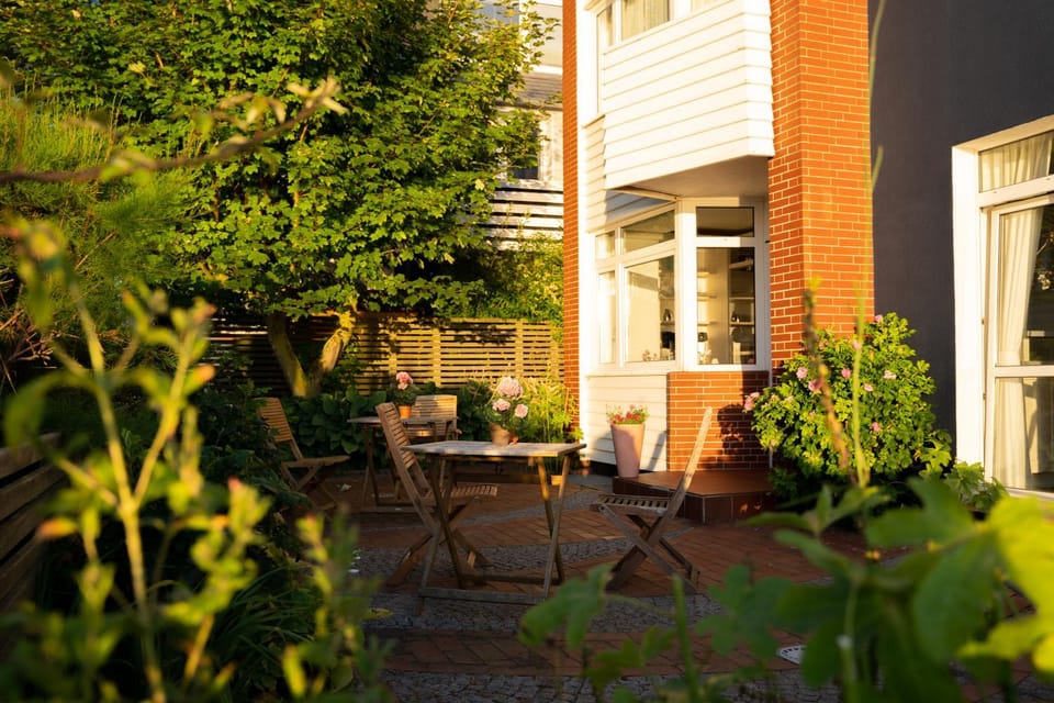 Property building, Garden