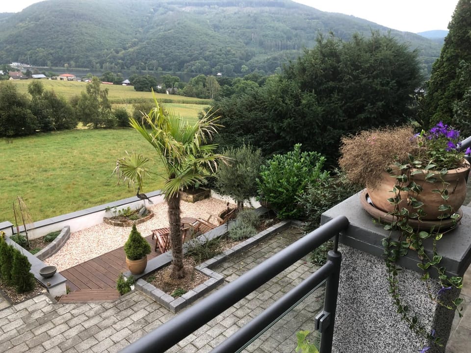 Balcony/Terrace, Garden view