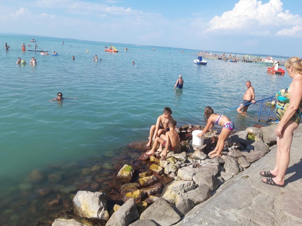 KR Apartman Siófok Apartment in Siófok
