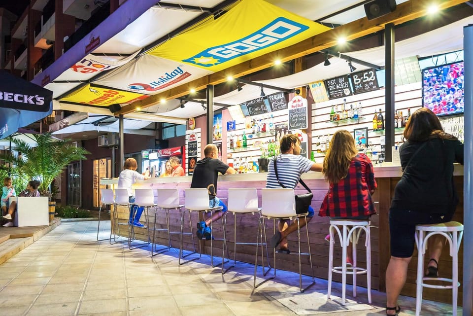 Lounge or bar