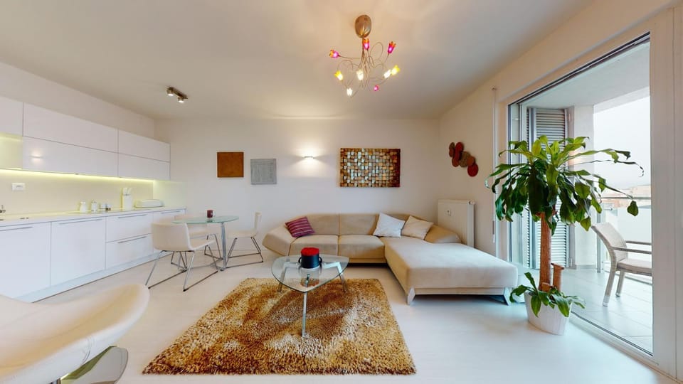 Kitchen or kitchenette, Living room, Dining area