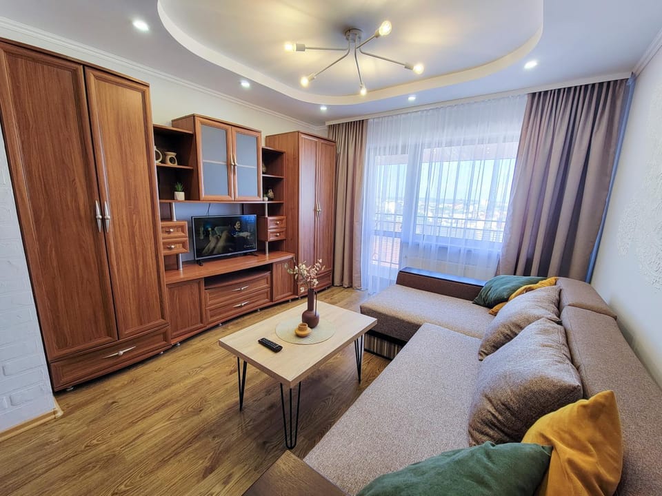 TV and multimedia, Photo of the whole room, wardrobe
