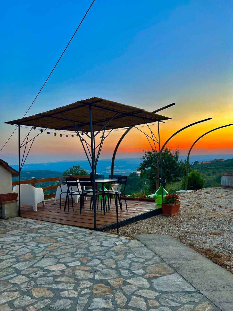 Dining area, Sunset