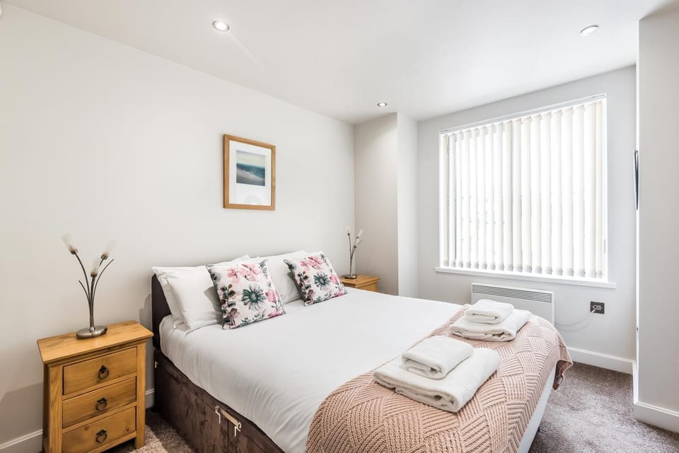 Twelve Popeshead -2 Bed City Apartment wParking Apartment in York