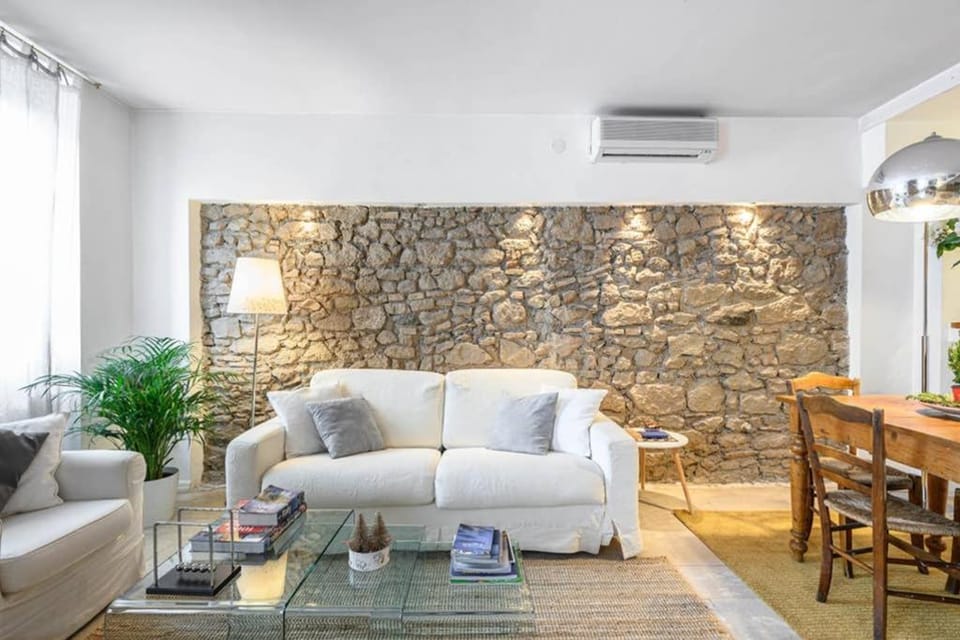 delicious apartment House in Rome