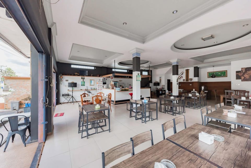 Restaurant/places to eat