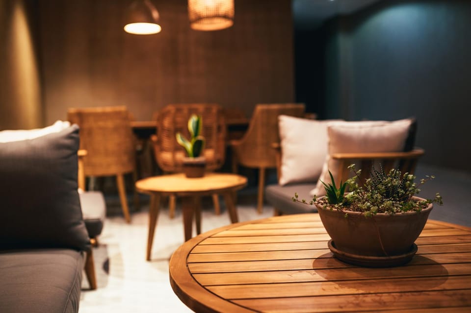 Communal lounge/ TV room, Lobby or reception, Lounge or bar