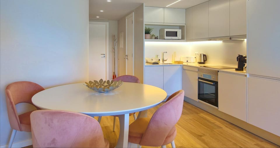 Kitchen or kitchenette, Living room, Dining area