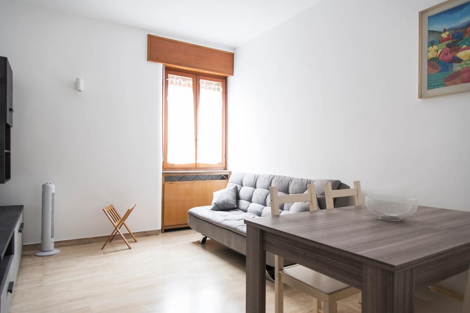 YouHosty - Sacconi 4 Apartment in Milan