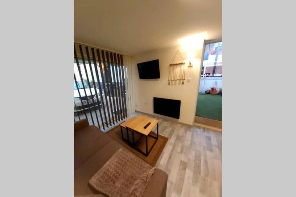 A cozy private studio near Cattenom, Luxembourg and Metz Apartment in Thionville