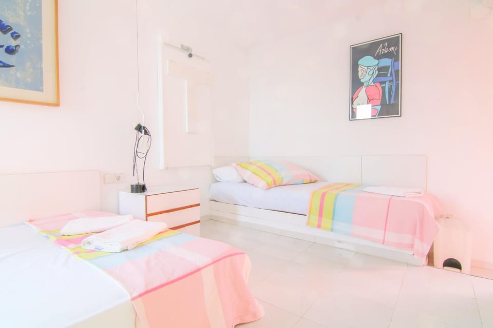 Studio in the Red Wall building by Ricardo Bofill - MURALLA ROJA Apartment in Calp