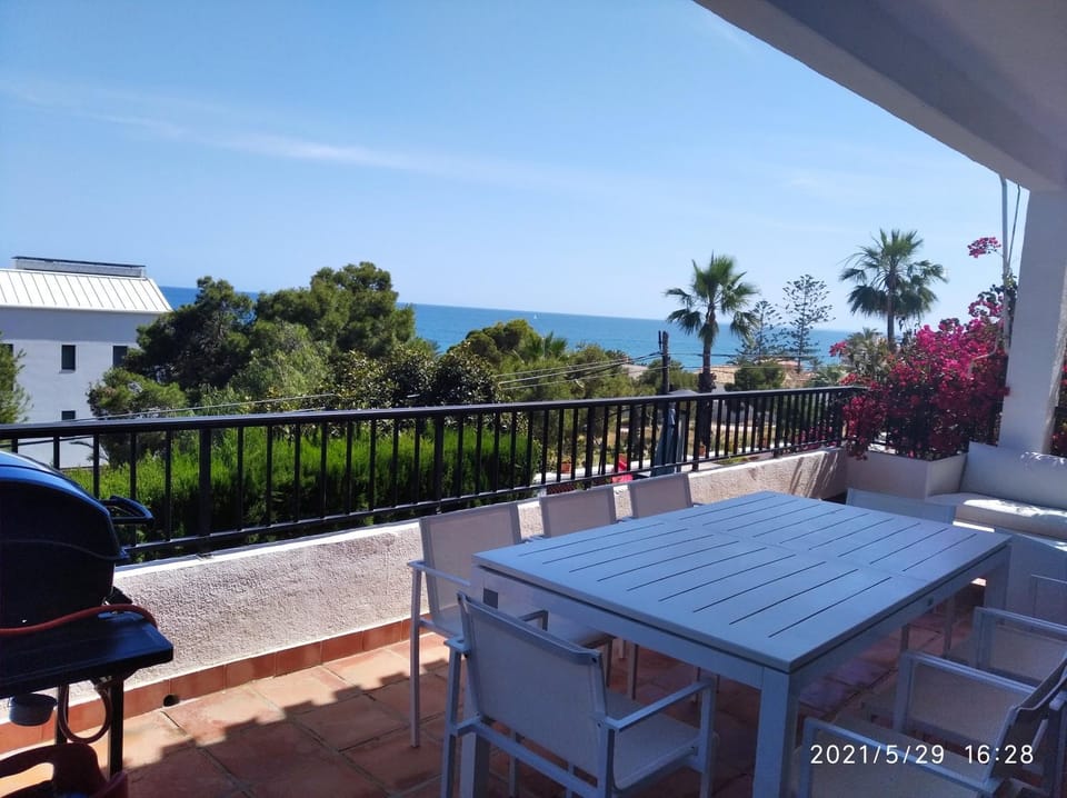 BBQ facilities, Balcony/Terrace