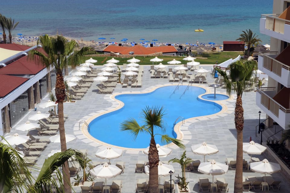 Golden Star Beach Apartment hotel in Protaras