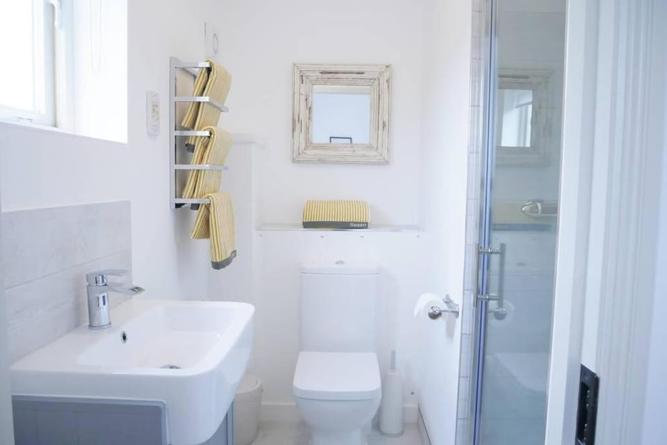 The Croft a lovely town house in the centre of Holt with free PARKING for two cars House in Holt