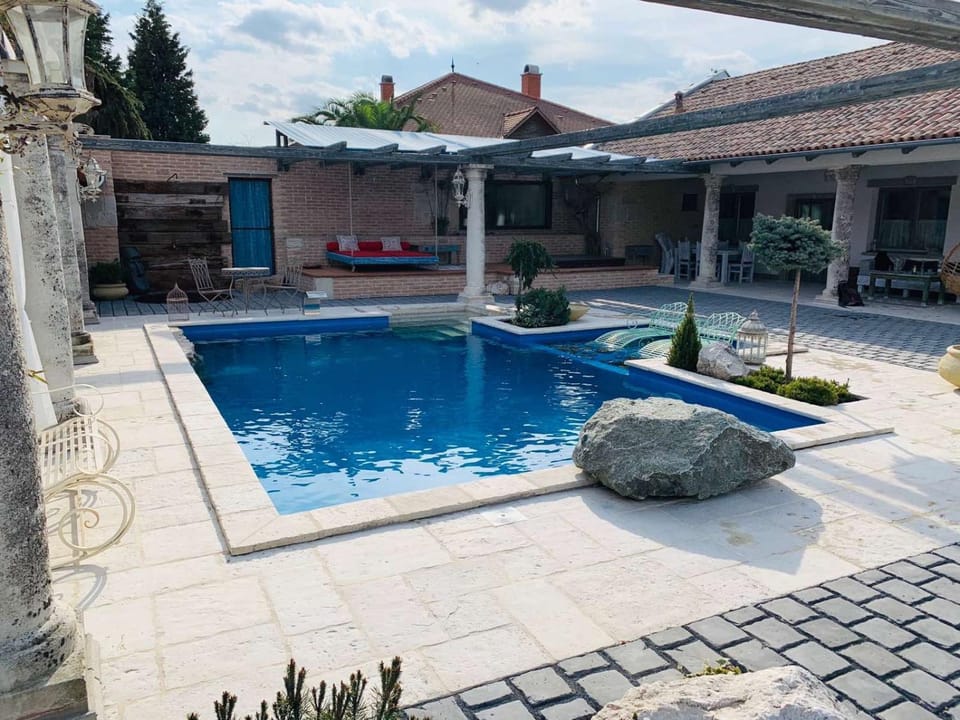 Pool view, Swimming pool