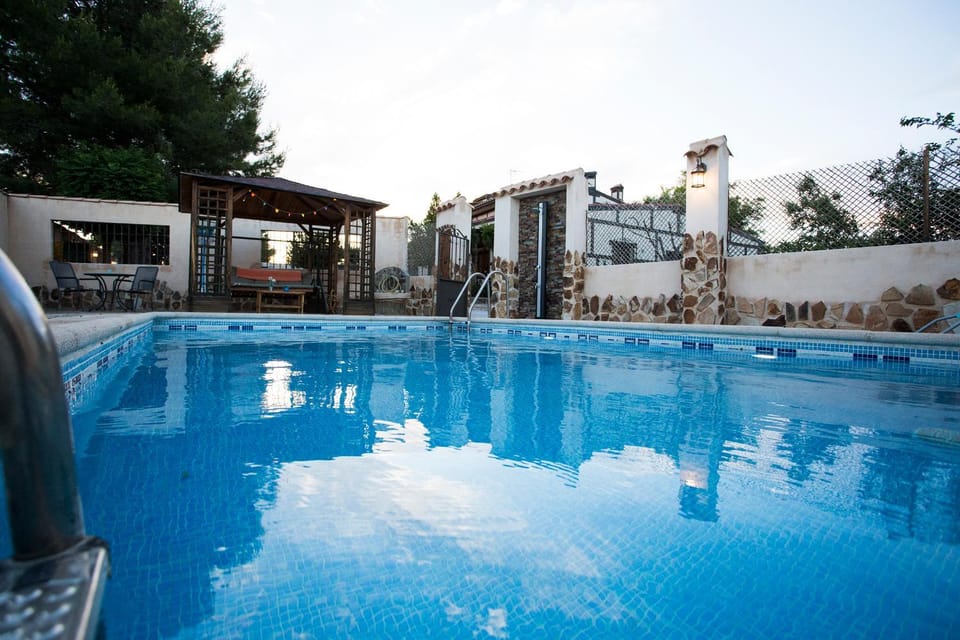 Swimming pool, Swimming pool