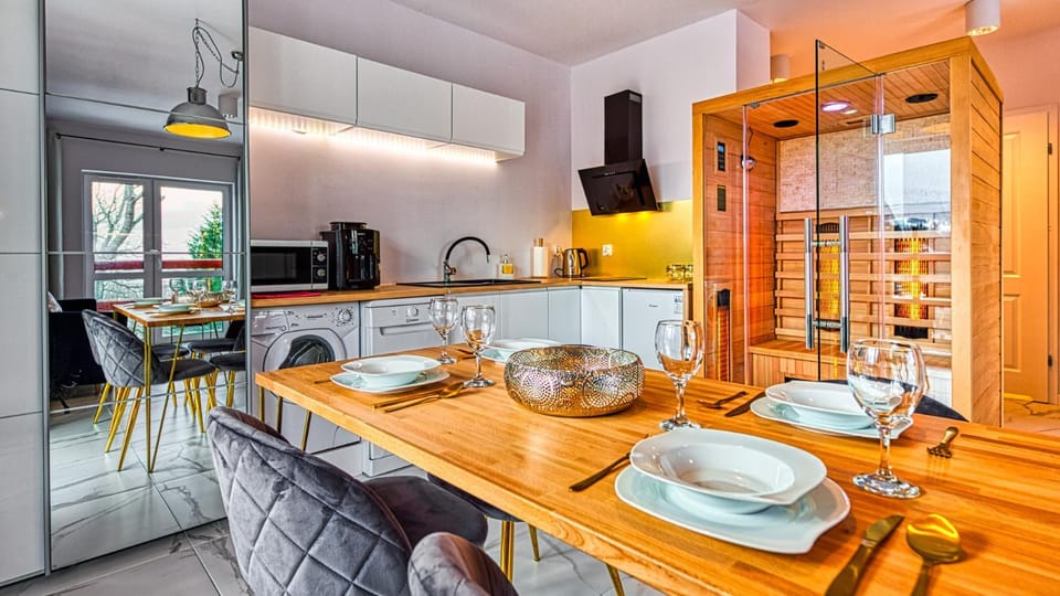 Apartament Sępia Góra Premium z Sauną - 5D Apartamenty Apartment in Lower Silesian Voivodeship
