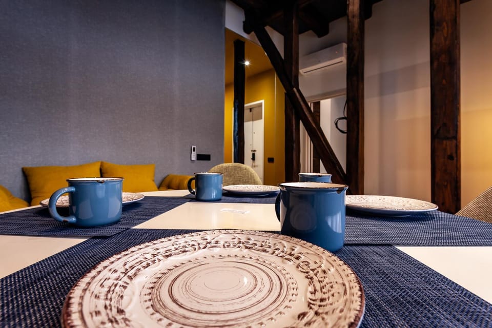 LEOGRAND Apartments on Kniazia Romana 6 Apartment in Lviv