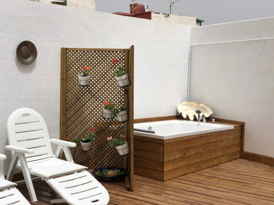 Hot Tub