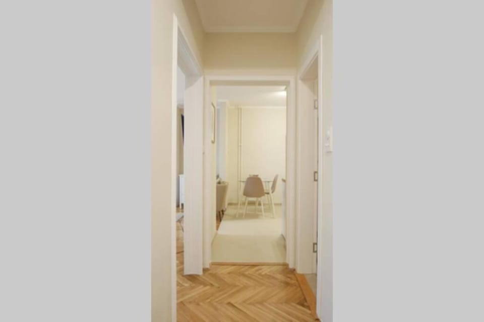 Apartment Art Apartment in Novi Sad