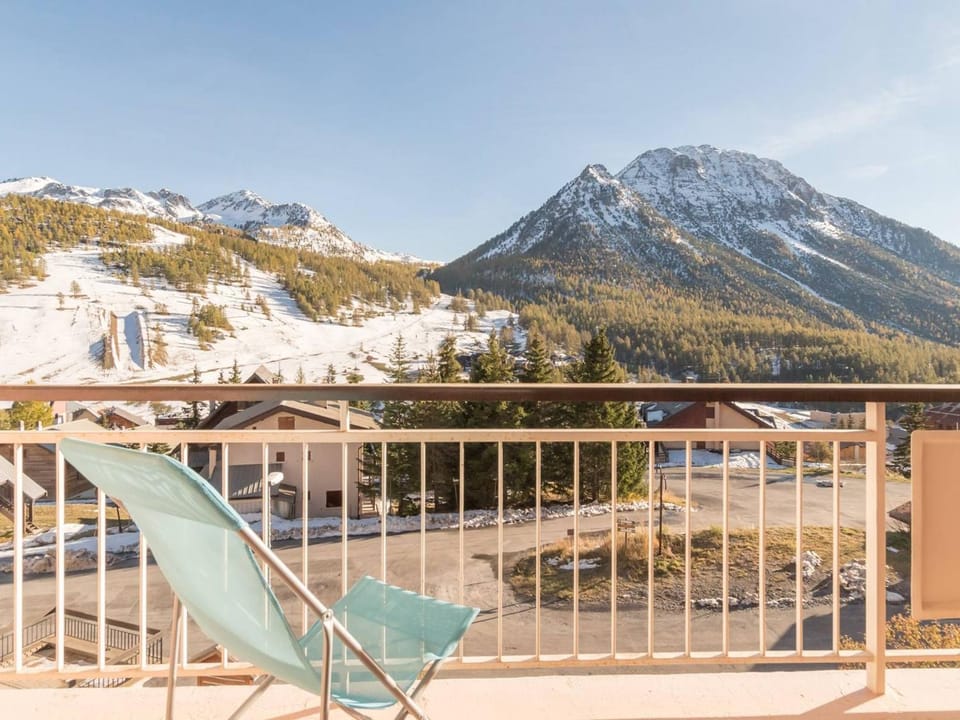 Appartement 3 pièces pour 6 au ski avec parking à Montgenèvre - FR-1-330D-13 Apartment in Montgenèvre