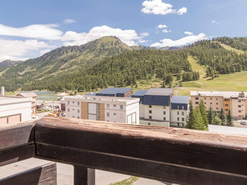 Appartement cosy à Montgenèvre, 6 pers avec parking et animaux acceptés - FR-1-330D-43 Apartment in Montgenèvre