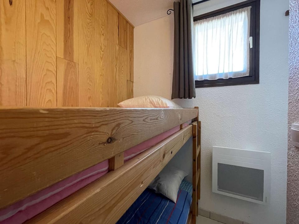 Studio cosy à Montgenèvre - 4 pers. - Proche du centre, rangements, cuisine équipée - FR-1-330D-44 Apartment in Montgenèvre