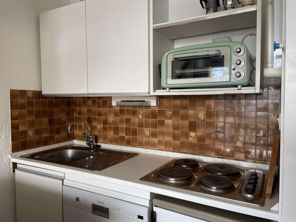 Studio Montgenèvre, 4 pers, RDC avec parking et balcon exposé ouest - FR-1-330D-45 Apartment in Montgenèvre