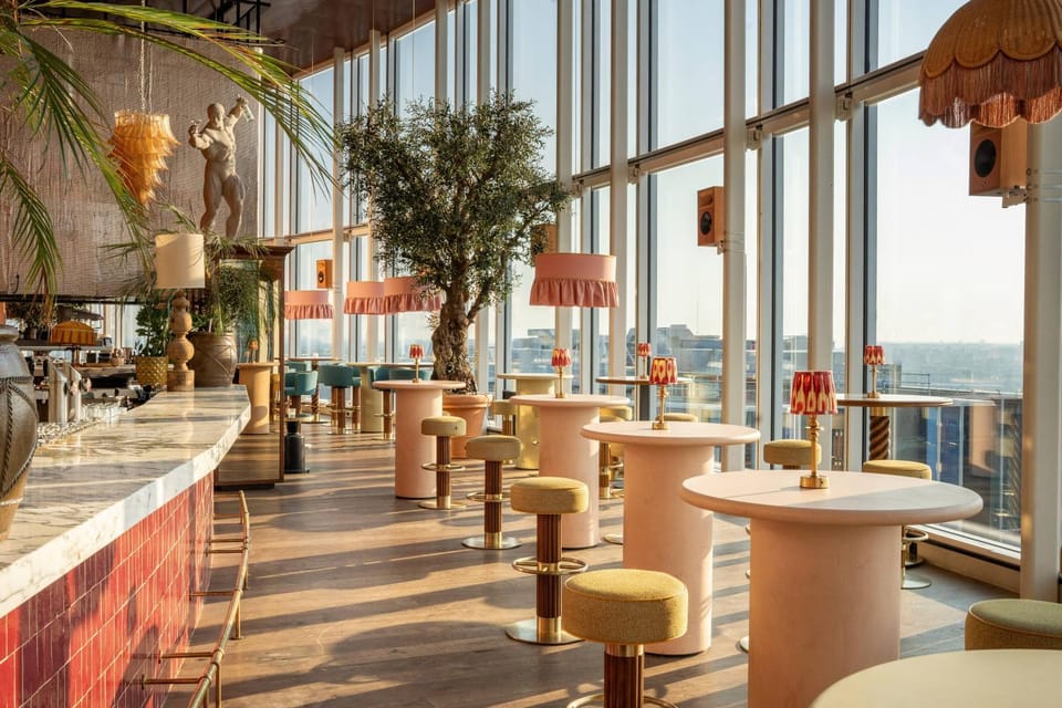 Restaurant/places to eat, View (from property/room), Lounge or bar, Dining area
